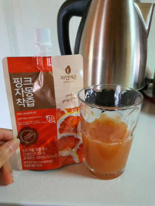 자연에온 핑크 자몽 착즙 100mL 10개입 2BOX — 5점을 준 리뷰어가 2020년 11월 올린 사용 사진