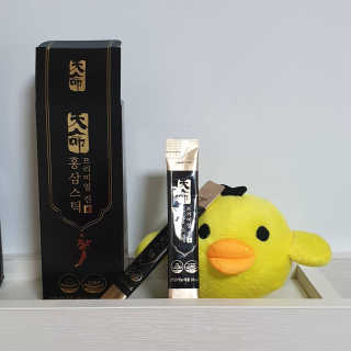 헬스업_천명진프리미엄홍삼스틱_10ml x 30포 — 5점을 준 리뷰어가 2020년 7월 올린 사용 사진