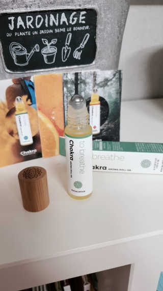무니스튜디오 차크라 아로마 롤온 7종 10ml — 5점을 준 리뷰어가 2020년 5월 올린 사용 사진