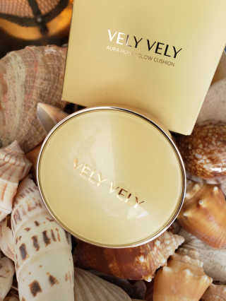 VELY VELY 아우라 허니 글로우 쿠션 — 5점을 준 리뷰어가 2020년 4월 올린 사용 사진