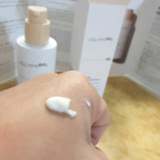 어글리프루프 세럼 스탑디어글리 딥 컨템플레이션 30ml — 5점을 준 리뷰어가 2020년 11월 올린 사용 사진