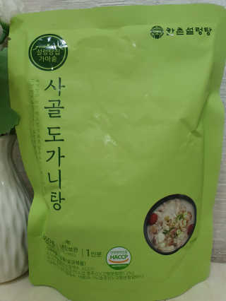 한촌몰 설렁탕집 가마솥 도가니탕 350g x 2팩 — 5점을 준 리뷰어가 2020년 8월 올린 사용 사진