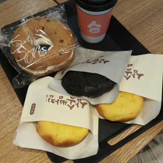 삼송빵집 부천점 [삼송빵집 부천역사점]삼송빵집 특별세트 — 5점을 준 리뷰어가 2020년 5월 올린 사용 사진