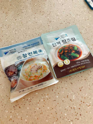 바다는다웰빙이다 완도사랑 전복죽 250g - 2팩 + 전복장조림 2팩 — 3점을 준 리뷰어가 2020년 9월 올린 사용 사진