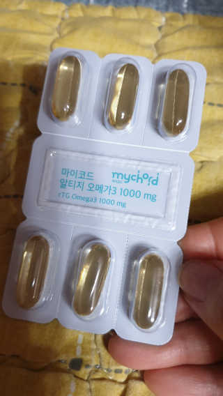 JW중외제약 마이코드 알티지 오메가3 1000 mg — 4.5점을 준 리뷰어가 2020년 7월 올린 사용 사진