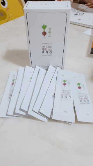 유유네이처 머빈스 젤리 레드비트 콜라겐 — 5점을 준 리뷰어가 2020년 5월 올린 사용 사진