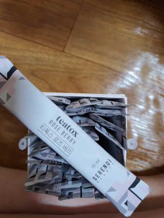 세렌디뷰티_이너뷰티 티톡스 로즈 베리 — 1점을 준 리뷰어가 2020년 7월 올린 사용 사진