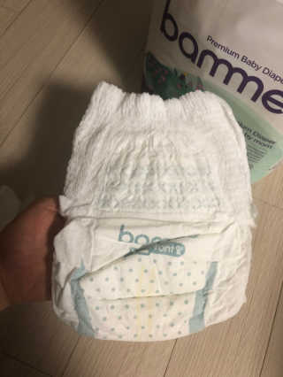 오브맘 밤 프리미엄 아기 기저귀 팬티형 밴드형 — 5점을 준 리뷰어가 2020년 11월 올린 사용 사진