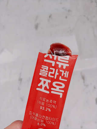 조은약초 석류콜라겐 석류즙 석류쪼옥 젤리 스틱 15포 x 20g — 5점을 준 리뷰어가 2020년 7월 올린 사용 사진