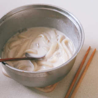 [풀무원] 달콤고추장크림, 양송이버섯크림 누들떡볶이 — 5점을 준 리뷰어가 2020년 5월 올린 사용 사진