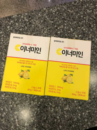 이너미인 VITAMIN-C 700 — 5점을 준 리뷰어가 2020년 8월 올린 사용 사진