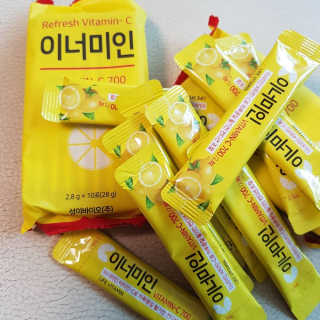 이너미인 VITAMIN-C 700 — 4.5점을 준 리뷰어가 2020년 9월 올린 사용 사진