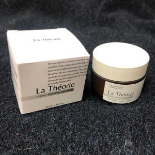 La Theorie Hydrating Ingredients | 하이드레이팅 인그레이디언츠 — 5점을 준 리뷰어가 2020년 5월 올린 사용 사진