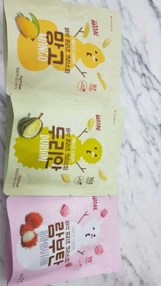 BASSAK 바삭 프리즈 크리스피 3종 — 3점을 준 리뷰어가 2020년 5월 올린 사용 사진