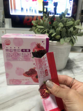 헬스업_쁘띠쁘띠석류콜라겐젤리_20g x 14포 — 3.5점을 준 리뷰어가 2020년 11월 올린 사용 사진