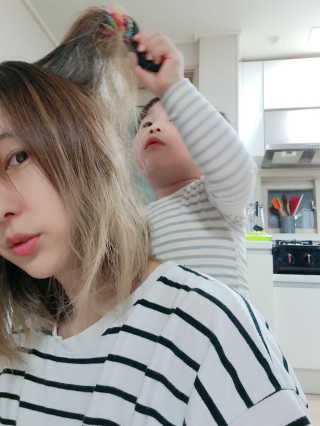 아이캔디 레인보우 볼륨S  브러쉬 미니 블랙 — 5점을 준 리뷰어가 2020년 11월 올린 사용 사진