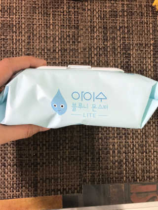 아이수 블루니 몬스터 아기 물티슈 — 5점을 준 리뷰어가 2020년 11월 올린 사용 사진