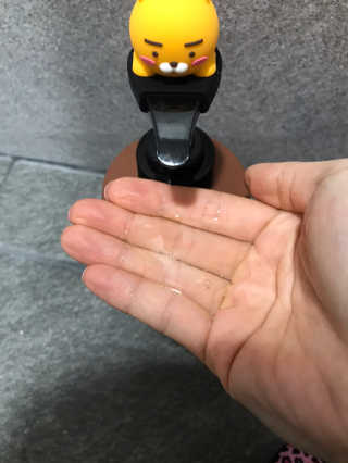 KUNDAL [쿤달 X 카카오프렌즈] 샴푸/트리트먼트 500ml 2구 세트 — 5점을 준 리뷰어가 2020년 11월 올린 사용 사진