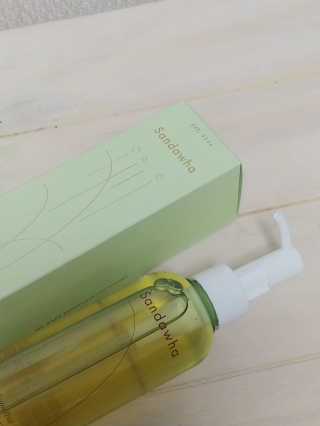 스킨큐어 산다화 순한 클렌징 동백 오일 200ml — 3점을 준 리뷰어가 2020년 5월 올린 사용 사진