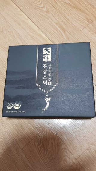 헬스업_천명진프리미엄홍삼스틱_10ml x 30포 — 5점을 준 리뷰어가 2020년 7월 올린 사용 사진