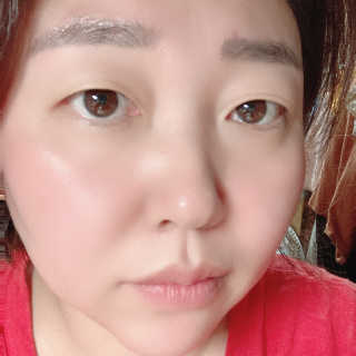 어글리프루프 에센스 스탑디어글리 레드모먼트 에센스 120ml — 5점을 준 리뷰어가 2020년 10월 올린 사용 사진