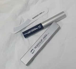 닥터존스킨 눈썹자라 — 4.5점을 준 리뷰어가 2020년 8월 올린 사용 사진