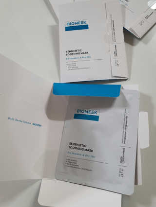 바이오믹 BIOMEEK SENSIMETIC SOOTHING MASK.S — 5점을 준 리뷰어가 2020년 6월 올린 사용 사진
