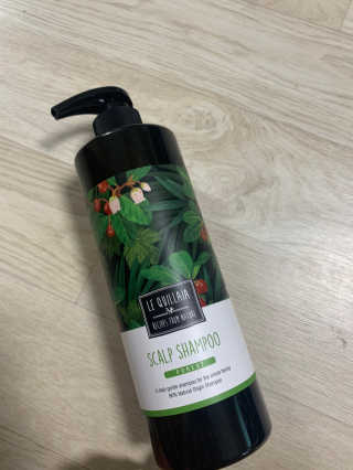 르퀼라야 스칼프 샴푸 810ml [가드니아/포레스트] — 5점을 준 리뷰어가 2020년 7월 올린 사용 사진