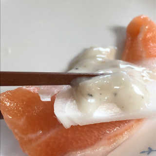 동원산업 항공직송 동원생연어_400g — 4점을 준 리뷰어가 2020년 4월 올린 사용 사진