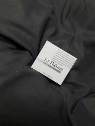 La Theorie Hydrating Ingredients | 하이드레이팅 인그레이디언츠 — 5점을 준 리뷰어가 2020년 5월 올린 사용 사진