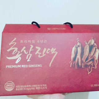 서울약사신협_프리미엄 6년근 홍삼진액_70mlx30포 — 5점을 준 리뷰어가 2020년 6월 올린 사용 사진