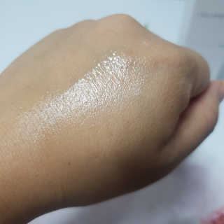 어글리프루프 에센스 스탑디어글리 레드모먼트 에센스 120ml — 5점을 준 리뷰어가 2020년 10월 올린 사용 사진