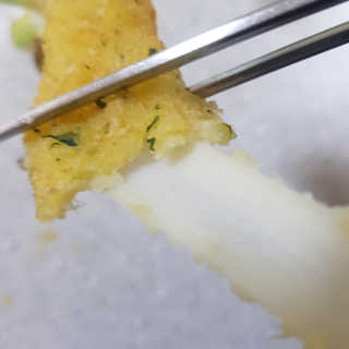 가치식탁 리얼치즈스틱, 리얼크림치즈볼 — 5점을 준 리뷰어가 2020년 7월 올린 사용 사진