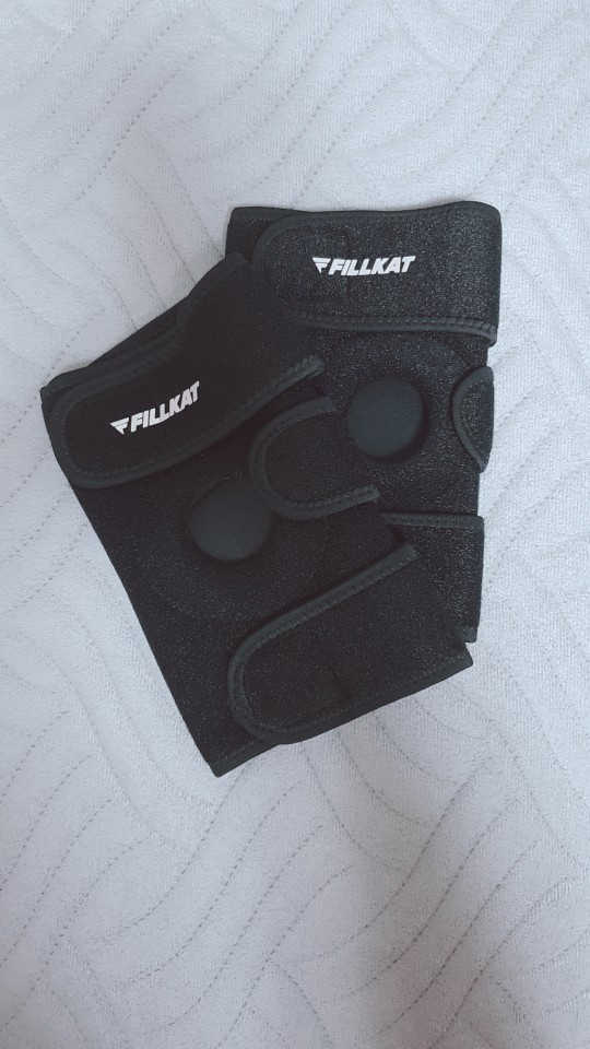 필캣 무릎 보호대 2set 리뷰 사진