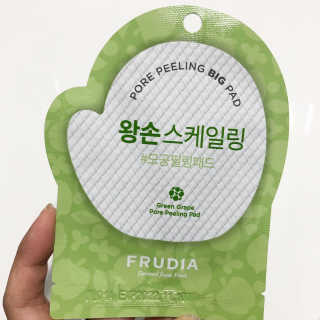 [후르디아] 청포도 매끈약산성 필링 패드_50매 세트 — 4점을 준 리뷰어가 2020년 5월 올린 사용 사진