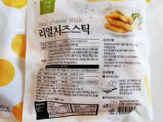 가치식탁 리얼치즈스틱, 리얼크림치즈볼 — 4점을 준 리뷰어가 2020년 8월 올린 사용 사진