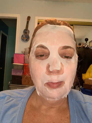 트리티스 [Treatis] Facial Sheet Mask — 4점을 준 리뷰어가 2020년 11월 올린 사용 사진
