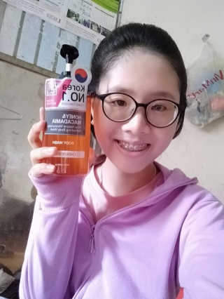 KUNDAL 쿤달 퓨어 네츄럴 모이스처라이징 바디워시 — 5점을 준 리뷰어가 2020년 9월 올린 사용 사진