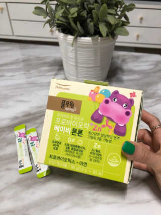 [풀무원베이비밀] 프로바이오락 베이비 튼튼 유산균 — 5점을 준 리뷰어가 2020년 7월 올린 사용 사진