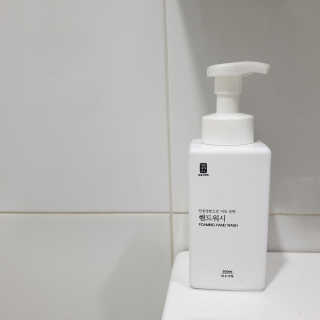 [생활공작소]핸드워시 용기 500ml 1개+리필 400ml 2개 — 5점을 준 리뷰어가 2020년 8월 올린 사용 사진