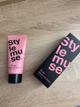 ATS스타일 뮤즈 ATS 스타일 뮤즈 리페어 컬 크림 50ml X 2EA — 3점을 준 리뷰어가 2020년 11월 올린 사용 사진