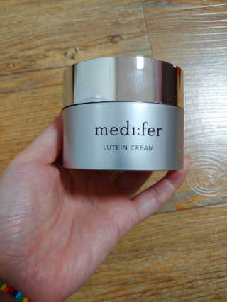 메디페르 [ 1+1 ] 루테인앰플세트 1개 + 루테인크림 50ml 1개 — 5점을 준 리뷰어가 2020년 9월 올린 사용 사진