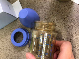 유비맘 PPSU 젖병 노꼭지_200ml_컬러 랜덤 발송 — 5점을 준 리뷰어가 2020년 10월 올린 사용 사진