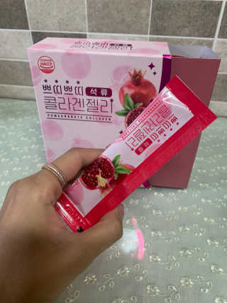 헬스업_쁘띠쁘띠석류콜라겐젤리_20g x 14포 — 5점을 준 리뷰어가 2020년 10월 올린 사용 사진