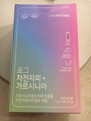 로그네이처 로그 차전자피+가르시니아 — 5점을 준 리뷰어가 2020년 6월 올린 사용 사진