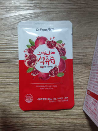 프롬바이오 오직 석류만 [그대로100 석류즙] 하루 1포로 건강하게 — 5점을 준 리뷰어가 2020년 6월 올린 사용 사진