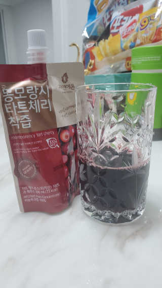 자연에온 몽모랑시 타트체리 착즙 100mL 10개입 2BOX — 5점을 준 리뷰어가 2020년 10월 올린 사용 사진