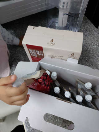 자연에온 몽모랑시 타트체리 착즙 100mL 10개입 2BOX — 5점을 준 리뷰어가 2020년 10월 올린 사용 사진