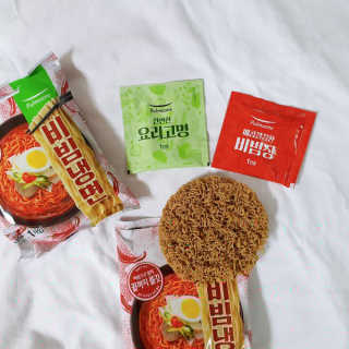 [풀무원] 끝까지 쫄깃한 면발, 풀무원 물냉면 비빔냉면 — 5점을 준 리뷰어가 2020년 5월 올린 사용 사진