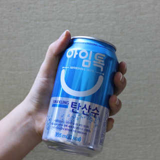 일화 아임톡 탄산수 355mlX24캔 + 보냉팩 증정이벤트 — 5점을 준 리뷰어가 2020년 4월 올린 사용 사진